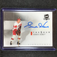 2021-22 The Cup GORDIE HOWE The Show Signatures White #4