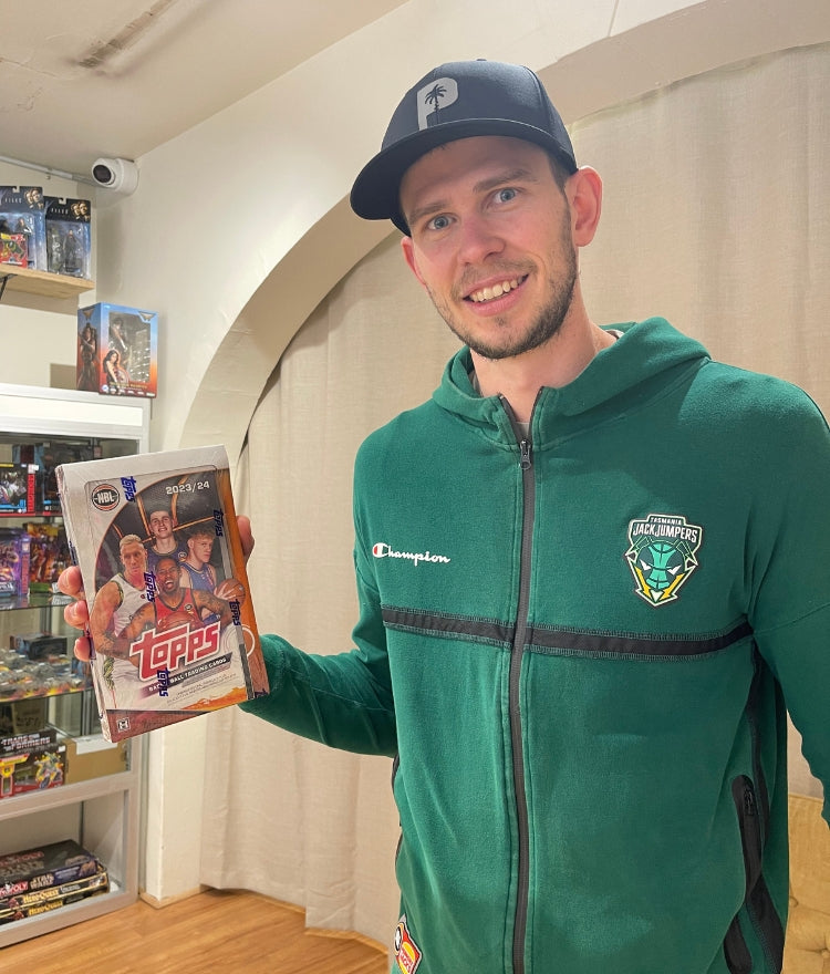 NBL Champion Clint Steindl Visits Cherry To Open Topps Cards
