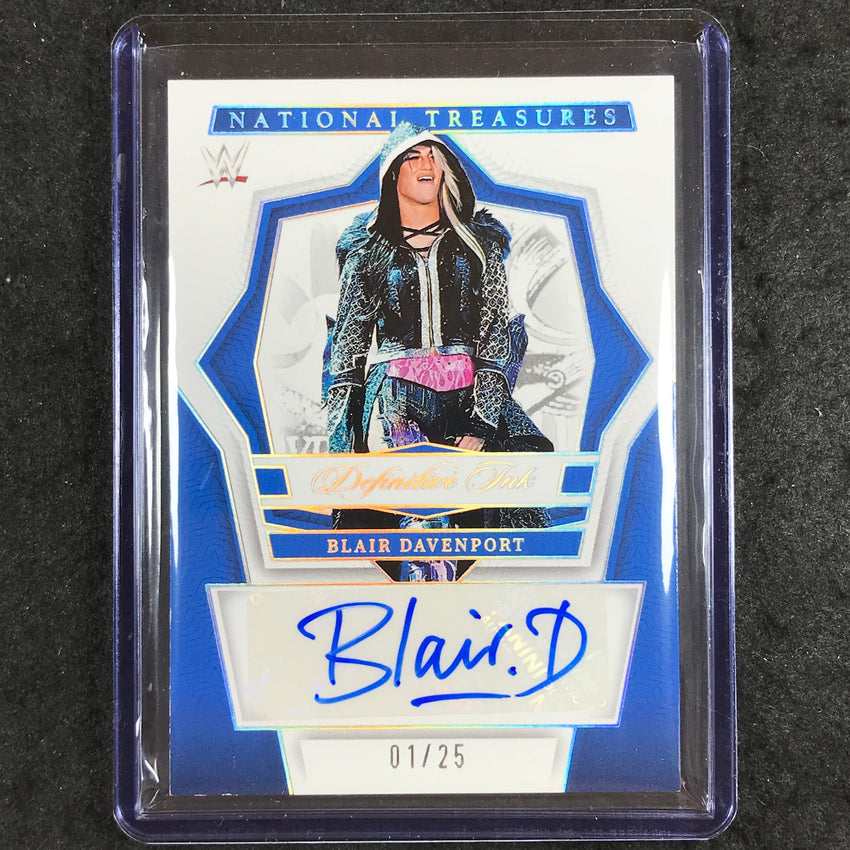 2024 National Treasures WWE BLAIR DAVENPORT Definitive Ink Auto Holo Silver 1/25