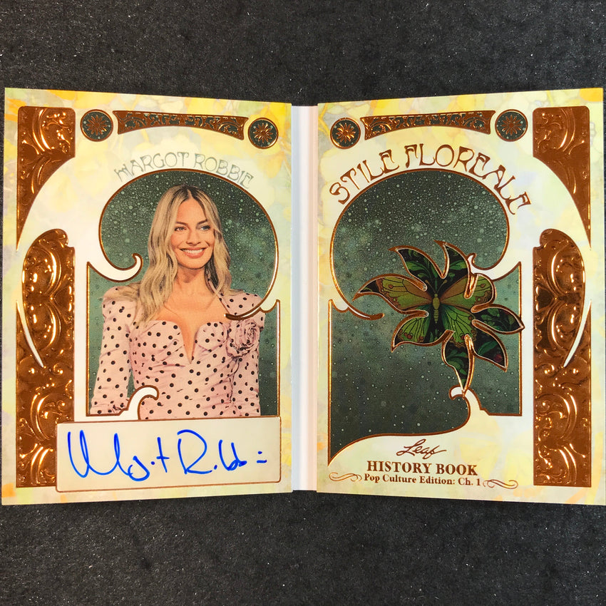 2024 Leaf History Book Pop Culture MARGOT ROBBIE Stile Floreale Auto 25/25