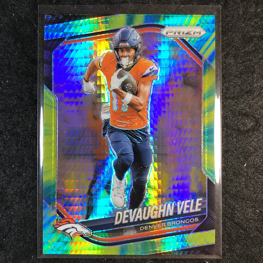 2025 Prizm Football DEVAUGHN VELE Base Hyper /200 #54