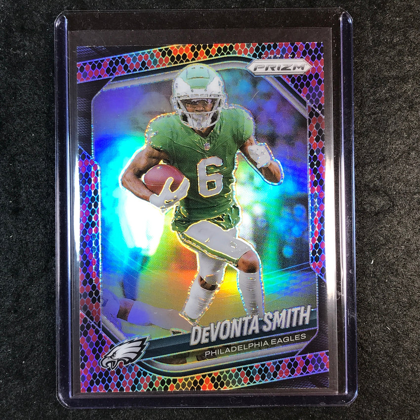 2025 Prizm Football DEVONTA SMITH Base Snakeskin SSP #70
