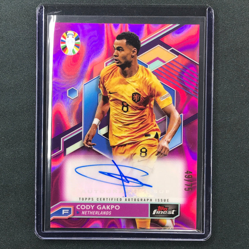 2023 Topps Finest Road To Uefa Cody Gakpo Base Auto Fuchsia Lava 49/75