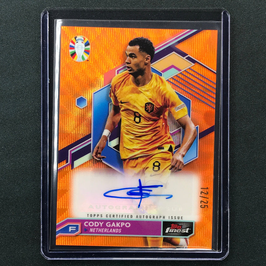 2023 Topps Finest Road To Uefa Cody Gakpo Base Auto Orange Wave 12/25