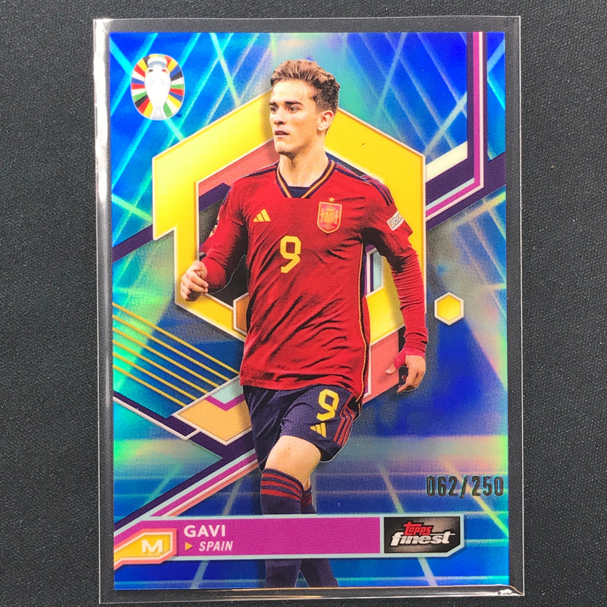 2023 Topps Finest Road To Uefa Gavi Base Blue Aqua Vaporwave 62/250