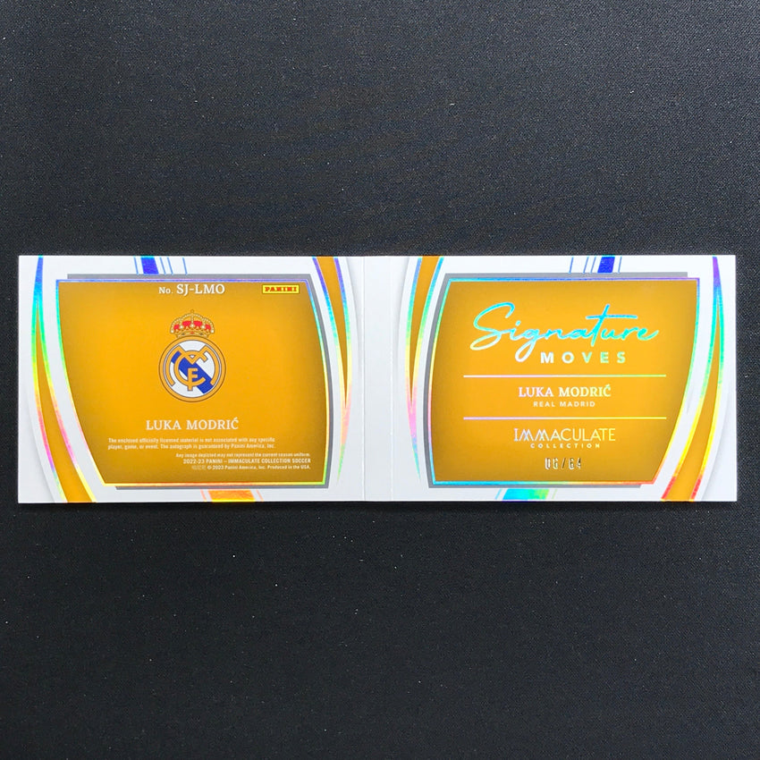2022-23 Immaculate Luka Modric Signature Moves Booklet Jersey Relic Auto 6/64