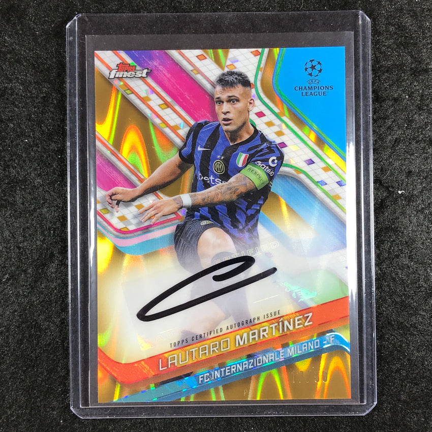 2024-25 Topps Finest UEFA Club Comp LAUTARO MARTINEZ Base Auto Gold Wave 17/50