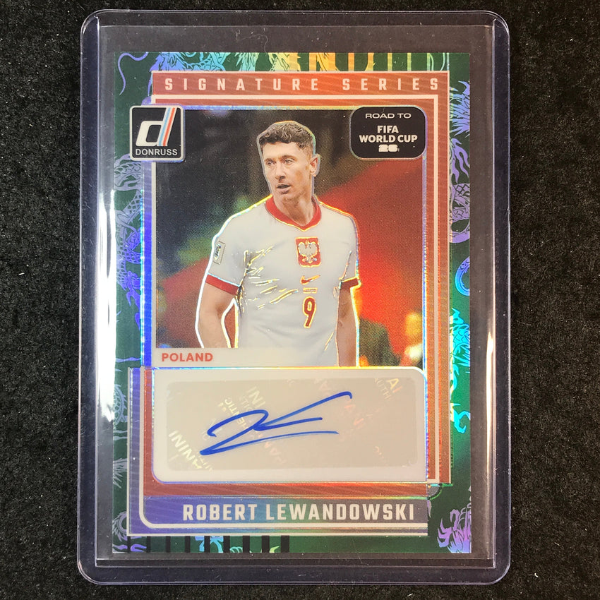 2025-26 Donruss Road to World Cup ROBERT LEWANDOWSKI Series Auto Dragon 21/99