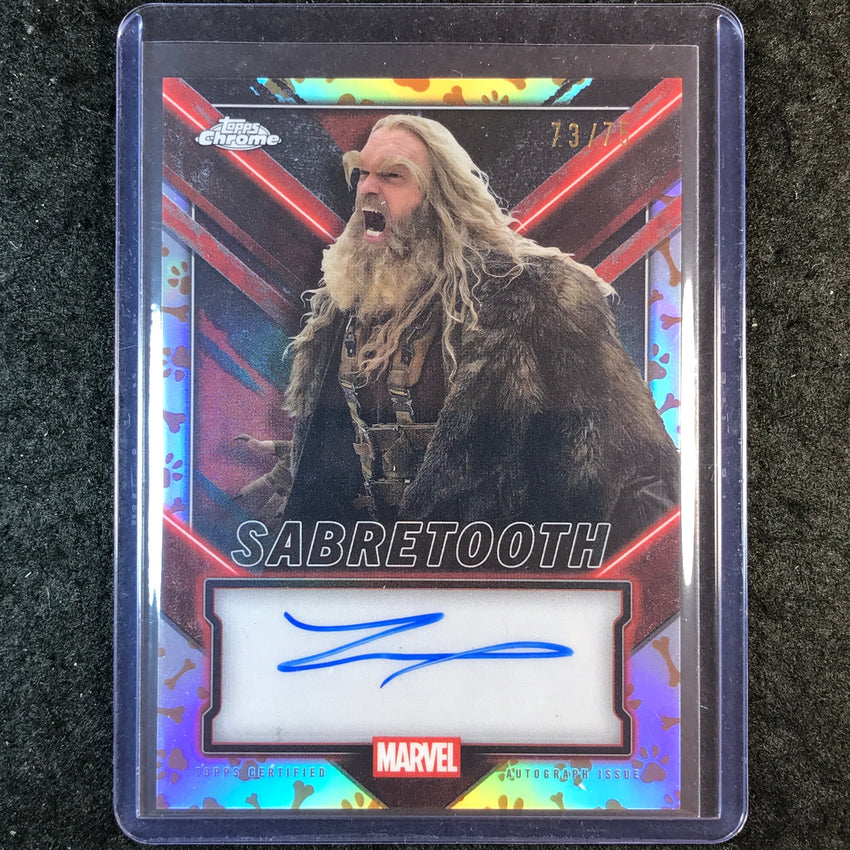 2025 Topps Chrome Deadpool TYLER MANE SABRETOOTH Chrome Auto Dogpool 73/75