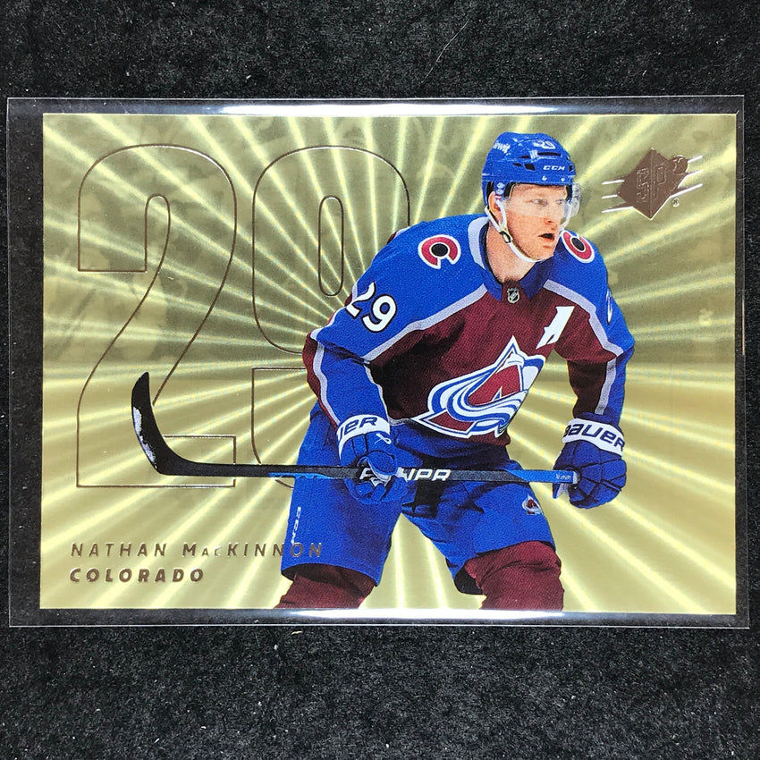 2024-25 SPx Hockey NATHAN MACKINNON Base Gold #29
