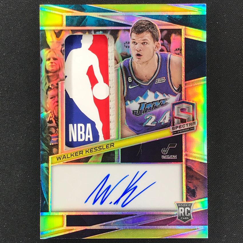 2022-23 Spectra Walker Kessler Rookie Jersey Patch Auto Nebula Logoman 1/1 No 207