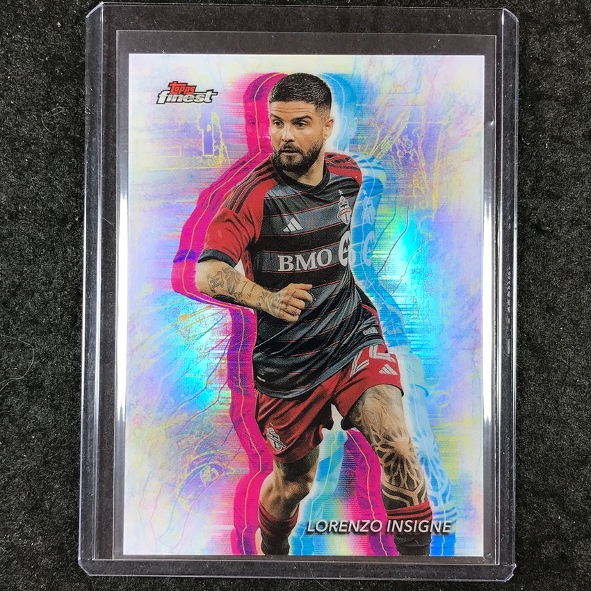 2024 Topps Finest MLS LORENZO INSIGNE Base Holo Glow Variation SP #7