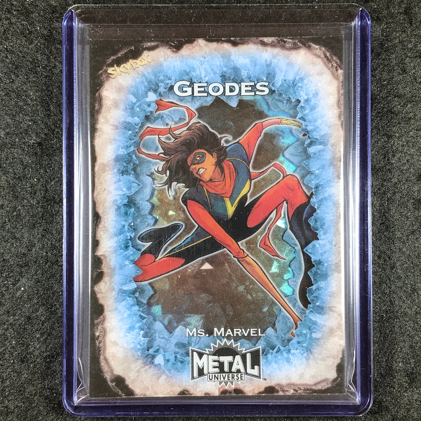 2024 Marvel Metal Universe Avengers MS.MARVEL Geodes #3