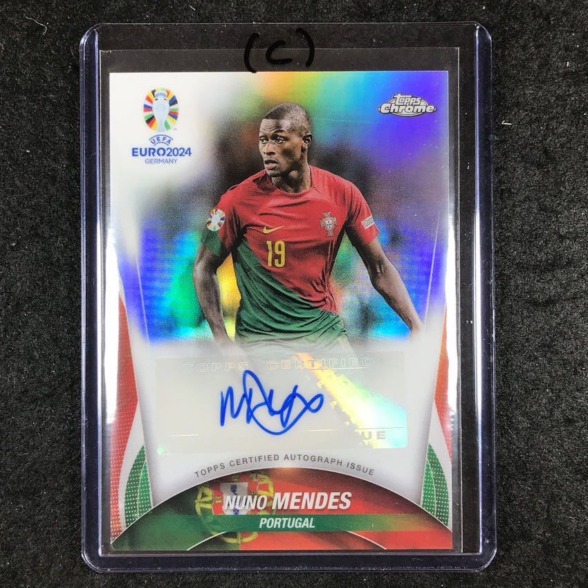 2023-24 Topps Chrome UEFA Euro NUNO MENDES Chrome Autograph #NM (C)