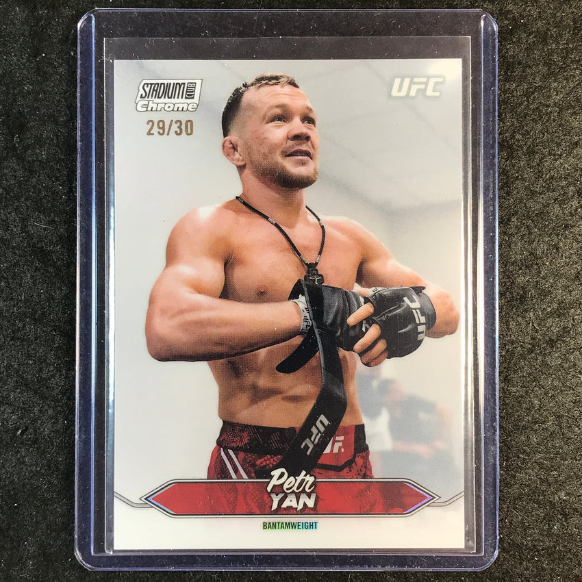 2025 Topps Stadium Club UFC PETR YAN Chrome Pearl White 29/30 #113