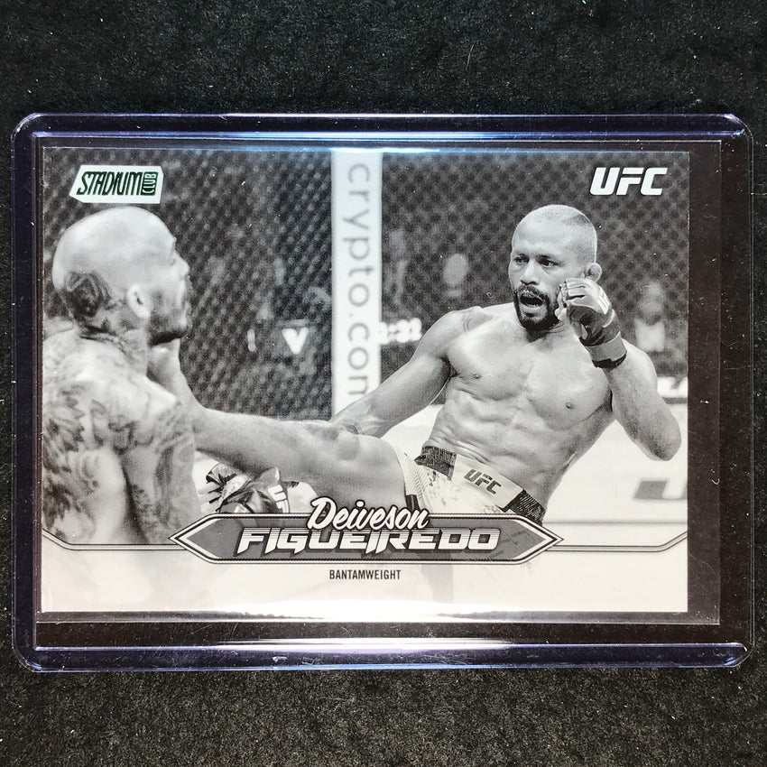 2025 Topps Stadium Club UFC DEIVESON FIGUEIREDO Base Black and White #3