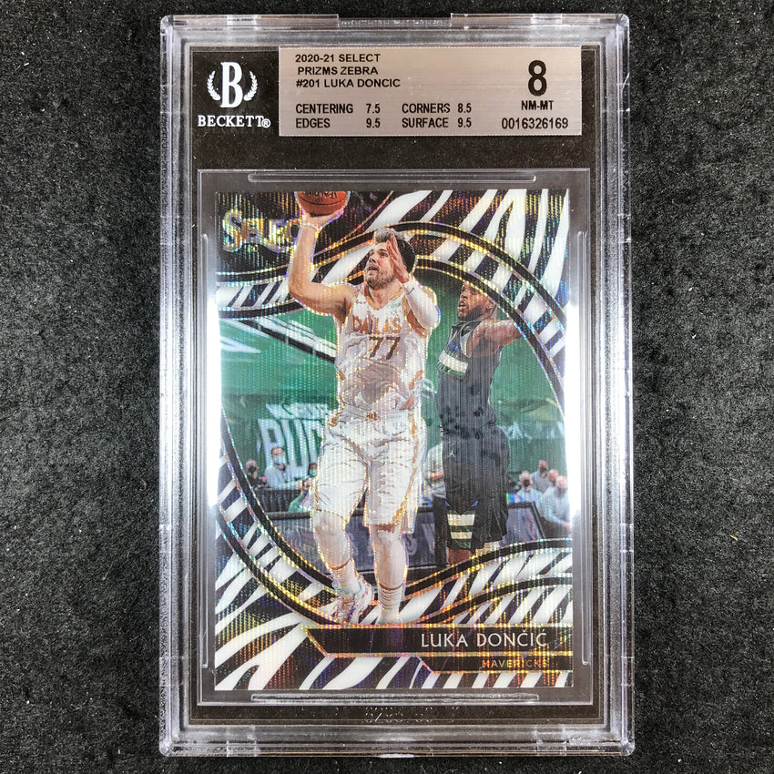 2020-21 Select LUKA DONCIC Courtside Prizms Zebra SSP #201 BGS 8 (169)