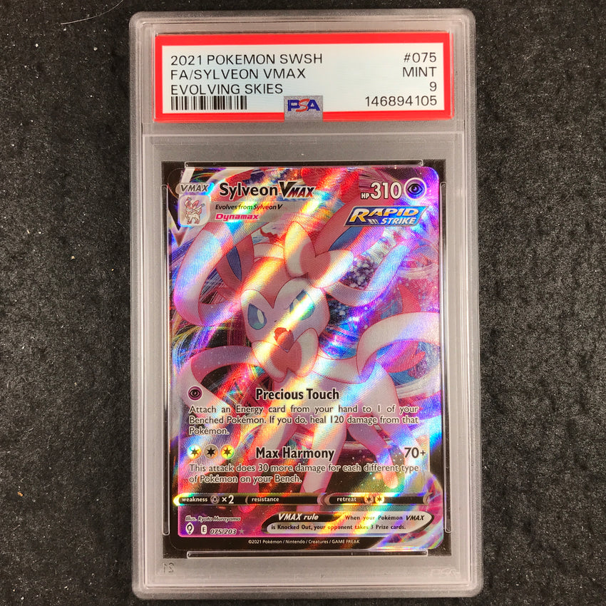 PSA 9 Sylveon VMAX - 075/203 - Full Art - Evolving Skies - 105