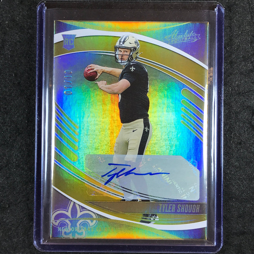 2025 Absolute Football TYLER SHOUGH Signature Rookies Auto Gold 1/10 #194