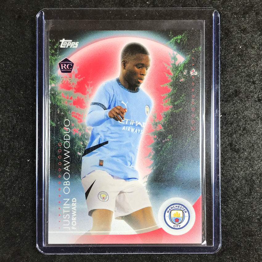 2024-25 Topps Blue Moon Manchester City JUSTIN OBOAVWODUO Moonshine Rookie 2/5
