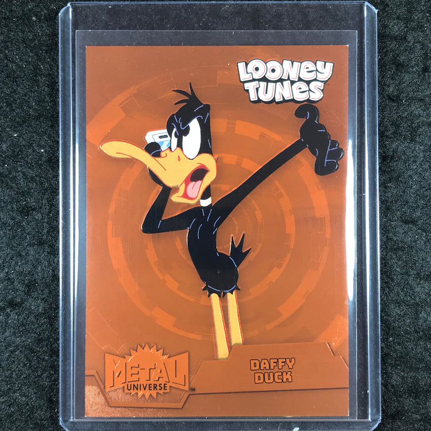 2024 Fleer Retro Looney Tunes DAFFY DUCK Metal Universe Orange FX /200 #36