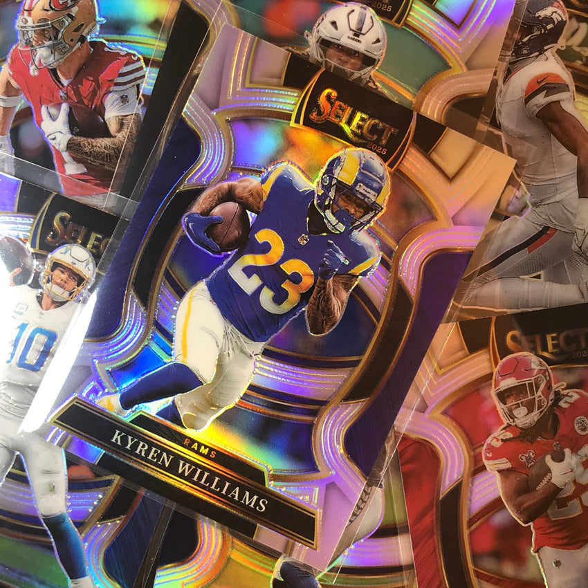 2025 Select Football KAREEM HUNT Concourse Silver #7