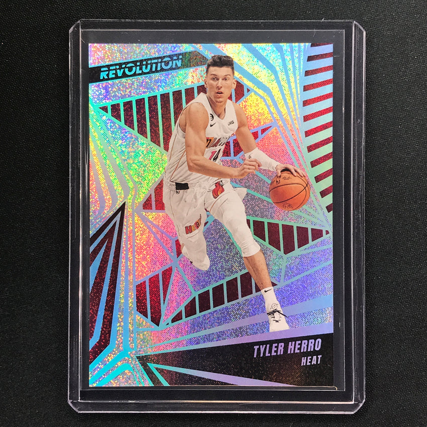 2023-24 Revolution Tyler Herro Base Neutron 69/125 No 70