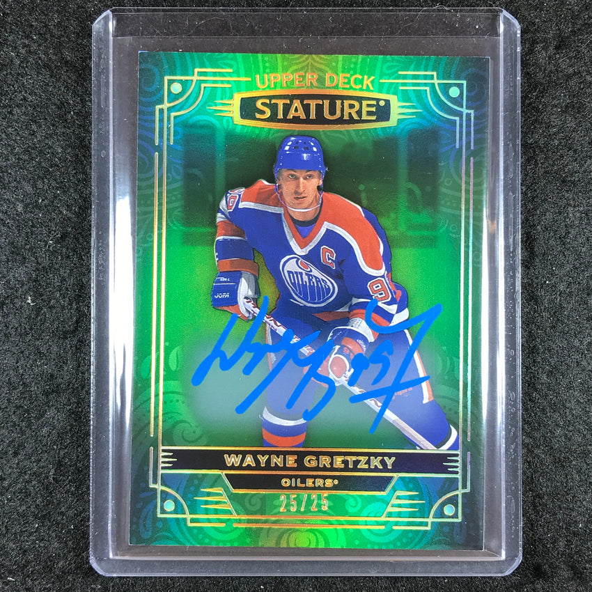 2022-23 Stature Hockey WAYNE GRETZKY Base Auto Green 25/25