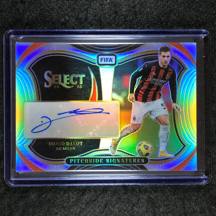 2024-25 Select FIFA DIOGO DALOT Pitchside Signatures Auto Silver Prizm #DD