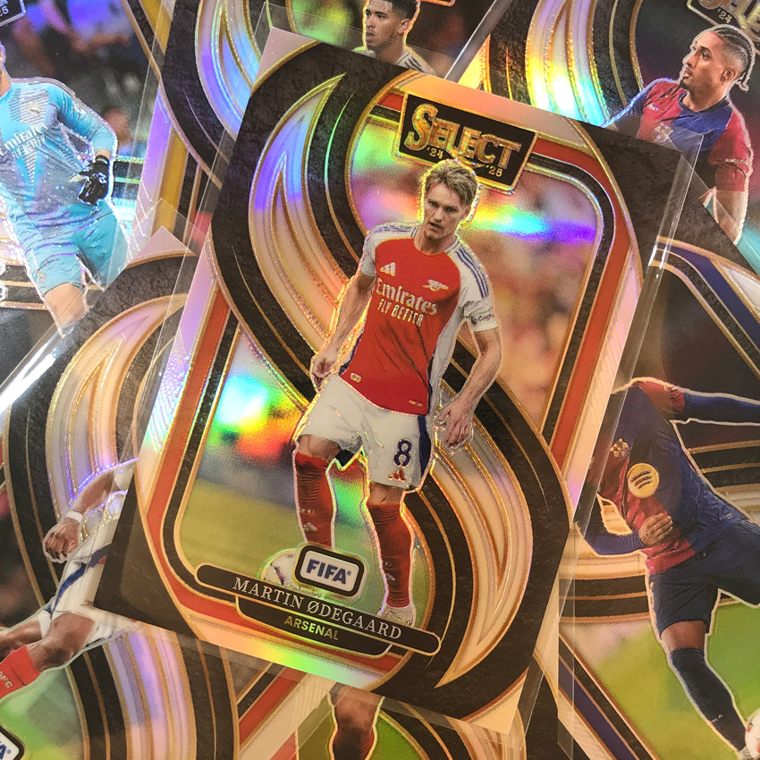 2024-25 Select FIFA RAFAEL LEAO Mezzanine Silver #142