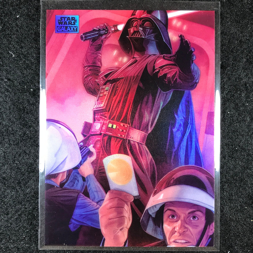 2024 Star Wars Chrome Galaxy HOLDING HOPE Base Refractor #82