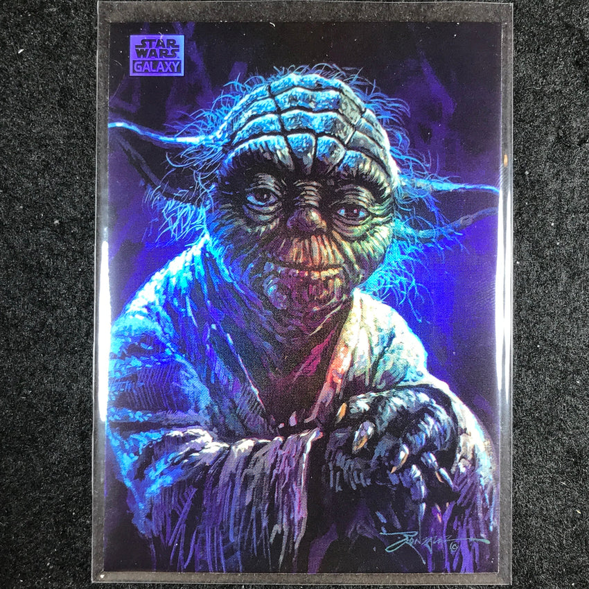 2024 Star Wars Chrome Galaxy YODA Base Refractor #92
