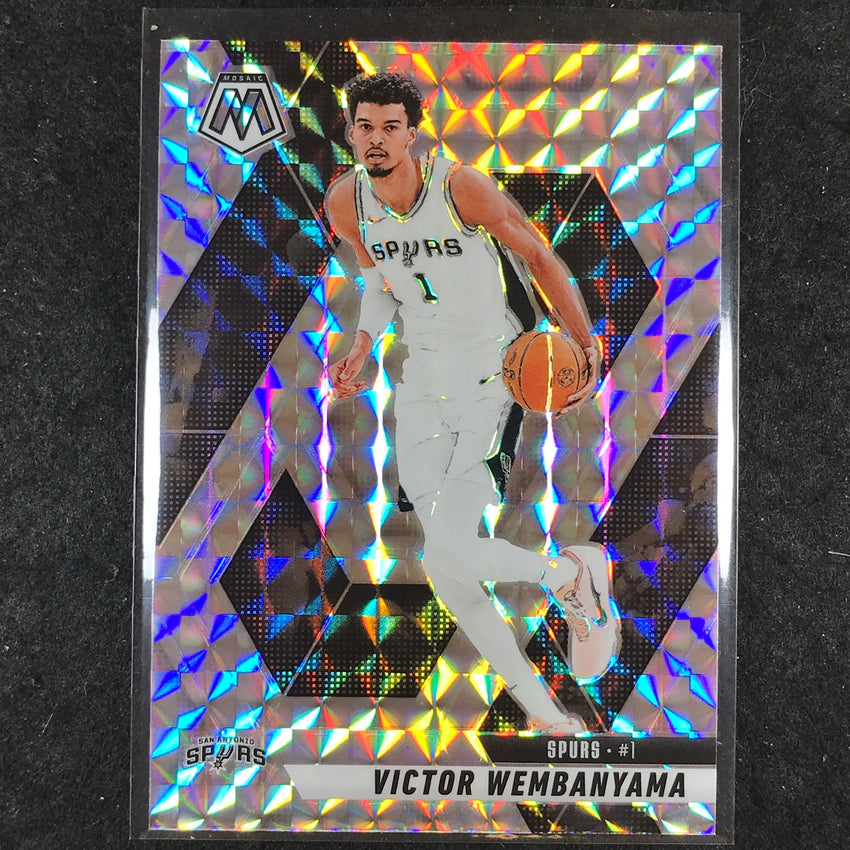 2024-25 Mosaic VICTOR WEMBANYAMA Base Mosaic #31