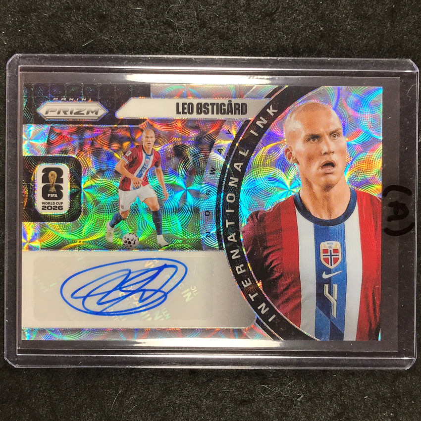 2026 Prizm FIFA World Cup LEO OSTIGARD International Ink Auto Choice #II-LO (A)