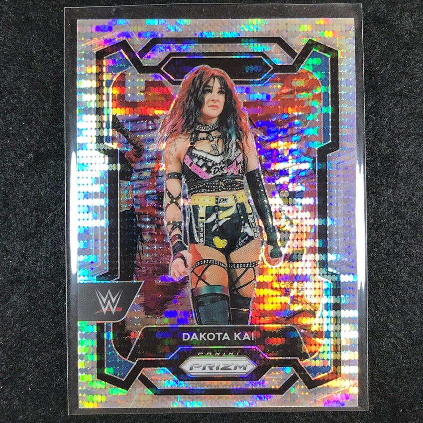 2024 Prizm WWE DAKOTA KAI Base Vertical Pulsar /499 #142