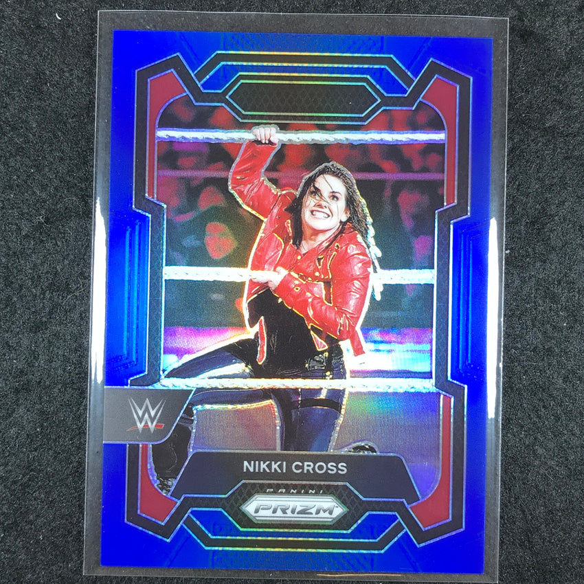 2024 Prizm WWE NIKKI CROSS Base Vertical Blue 58/199 #189