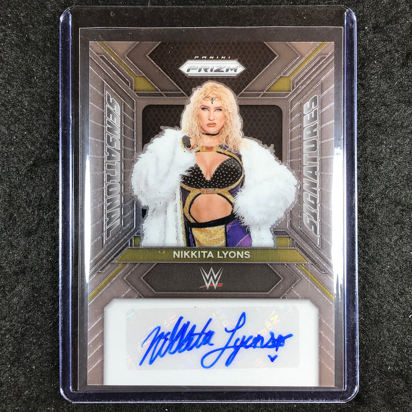 2024 Prizm WWE NIKKITA LYONS Sensational Signatures Auto Base #NLY