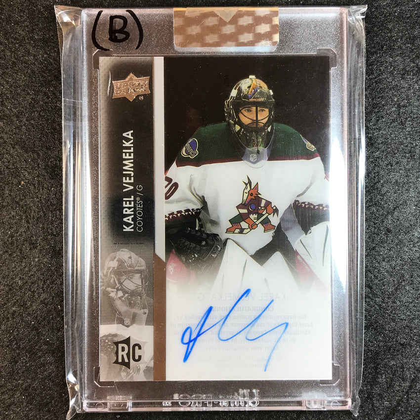 2021-22 Clear Cut Hockey KAREL VEJMELKA Base Rookie Auto #KV (B)