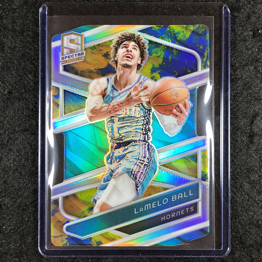 2023-24 Spectra LAMELO BALL Base Universal Die-Cut 7/8 #82
