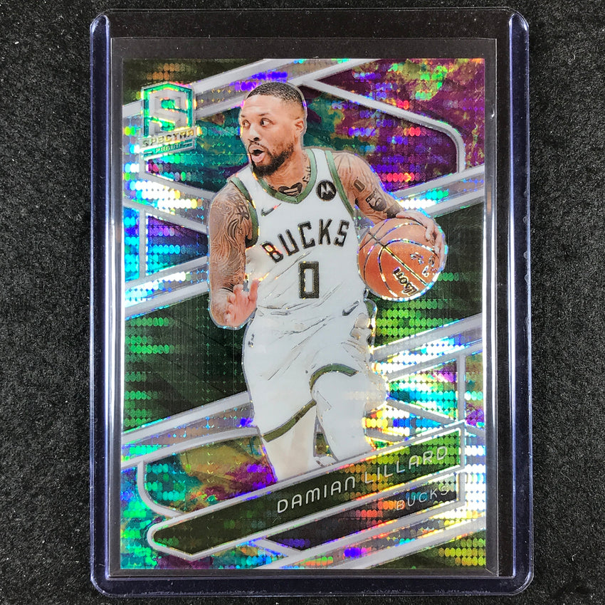 2023-24 Spectra DAMIAN LILLARD Base Celestial 66/125 #33