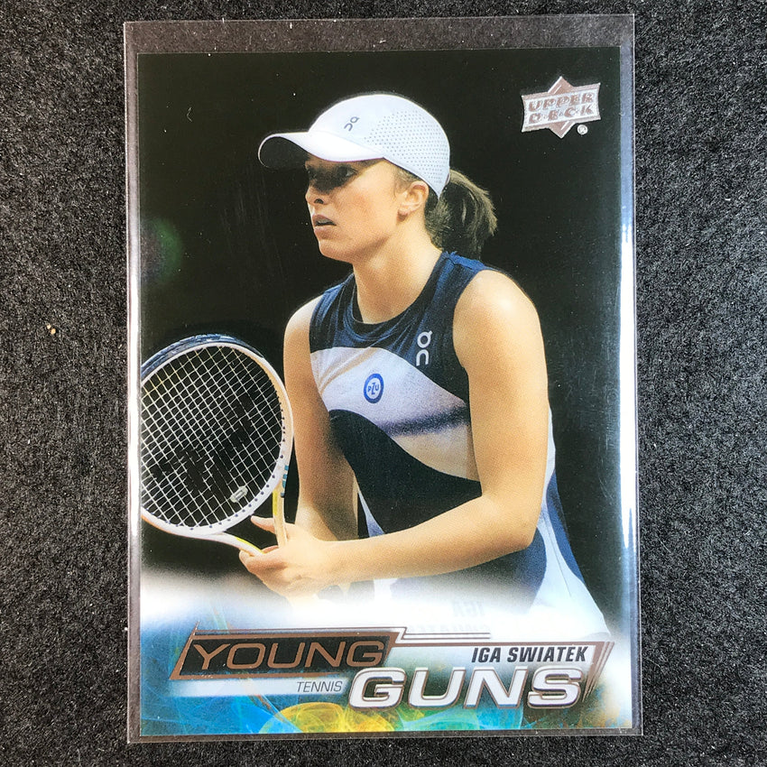 2023 Goodwin Champions IGA SWIATEK Young Guns Rookie Clear Cut #8