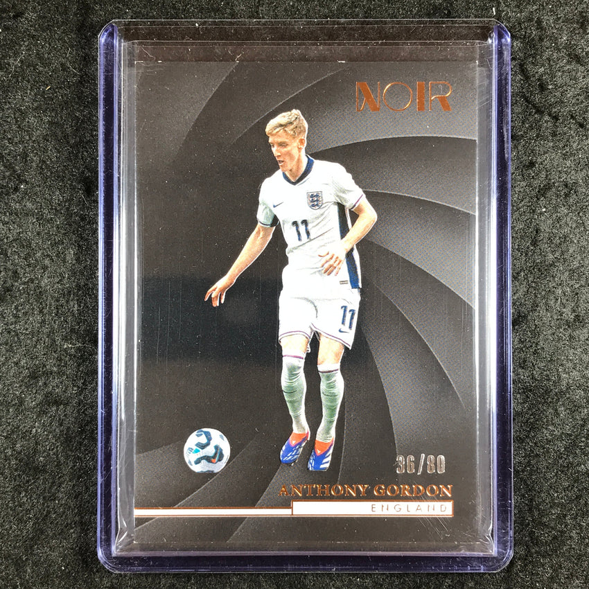 2024-25 Noir Soccer ANTHONY GORDON Vertical Base Bronze 36/80 #70