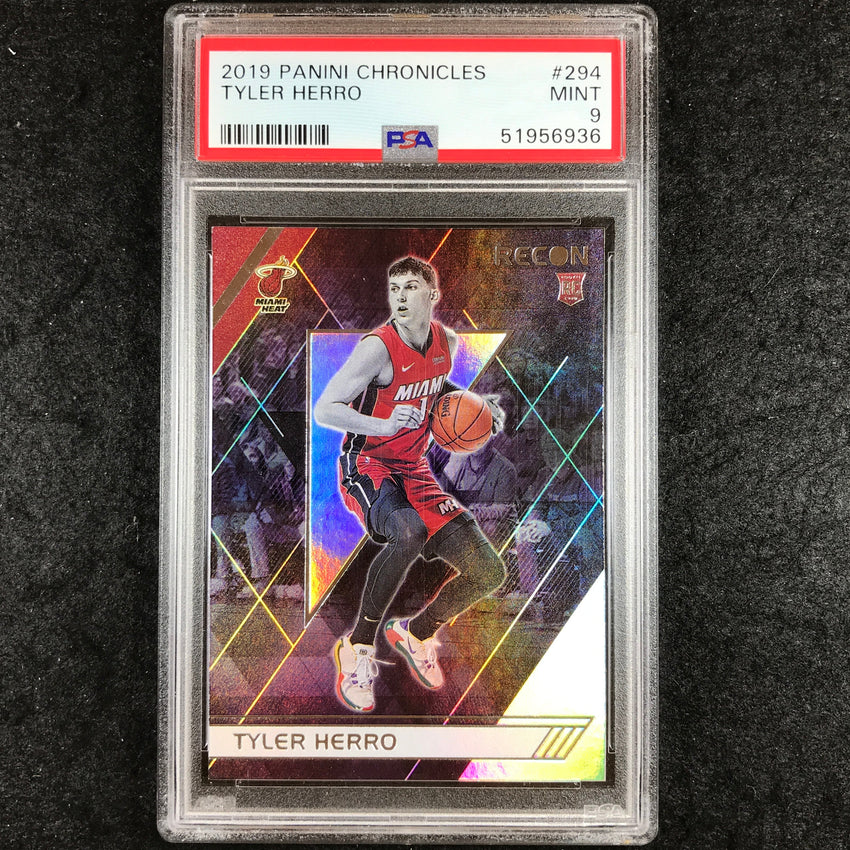 2019 Panini Chronicles TYLER HERRO Recon Rookie #294 PSA 9 (936)