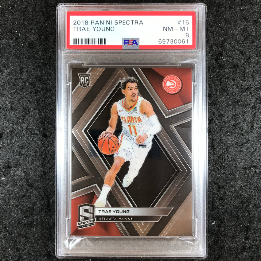 2018 Panini Spectra TRAE YOUNG Rookie #16 PSA 8 (061)