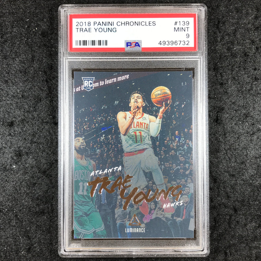 2018 Panini Chronicles TRAE YOUNG Rookie Luminance #139 PSA 9 (732)