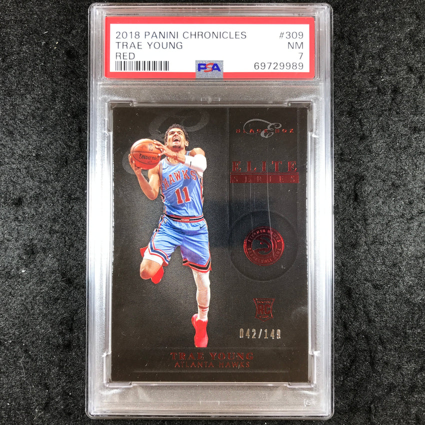 2018 Panini Chronicles TRAE YOUNG Rookie Red 42/149 #309 PSA 7 (989)