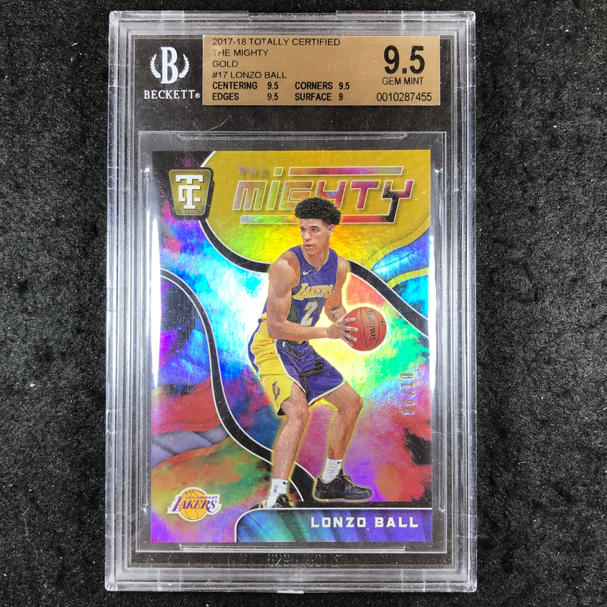2017 Totally Certified LONZO BALL The Mighty Rookie Gold 8/10 #17 BGS 9.5 (455)