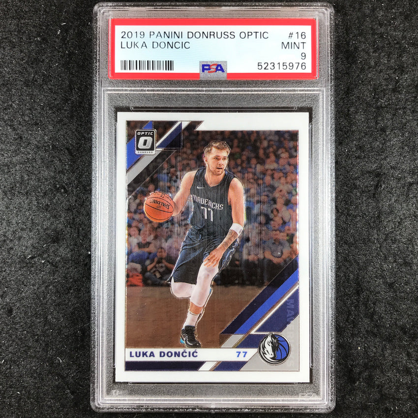 2019 Panini Donruss Optic LUKA DONCIC Base #16 PSA 9 (976)