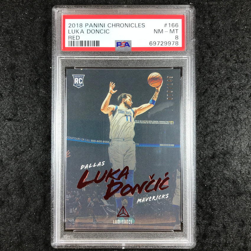 2018 Panini Chronicles LUKA DONCIC Rookie Luminance Red 70/149 #166 PSA 8 (978)