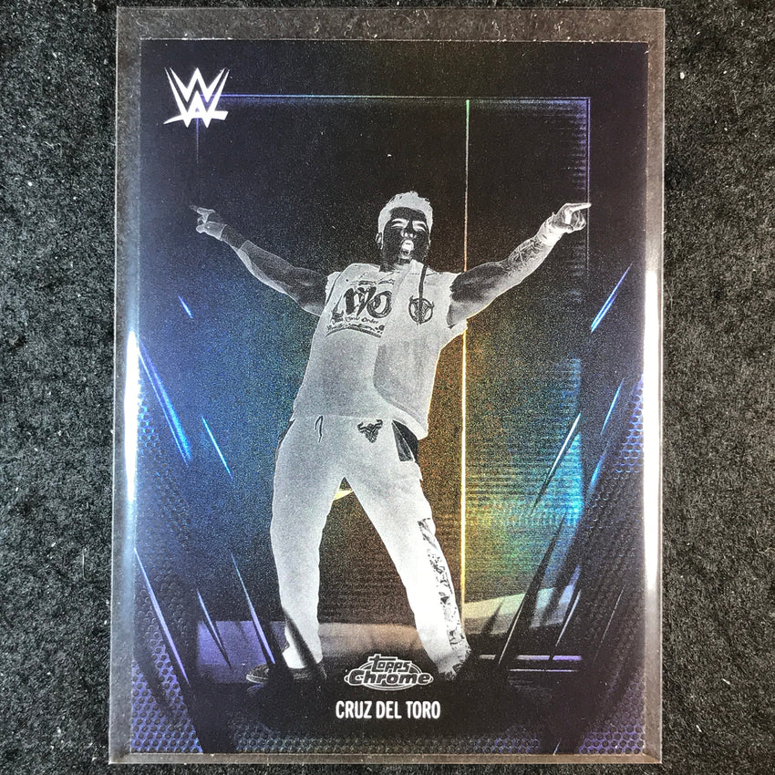 2026 Topps Chrome WWE CRUZ DEL TORO Base Negative #179